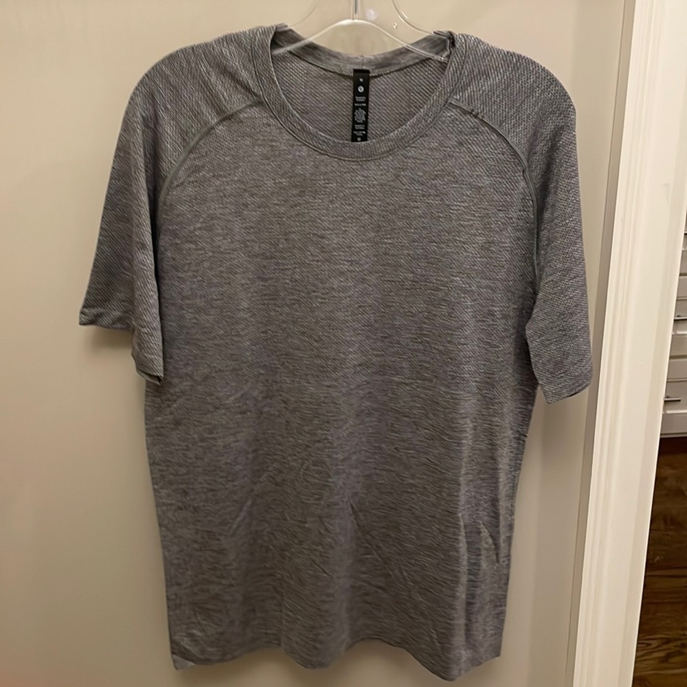 New Lululemon Metal Vent SS 2.0 Shirt